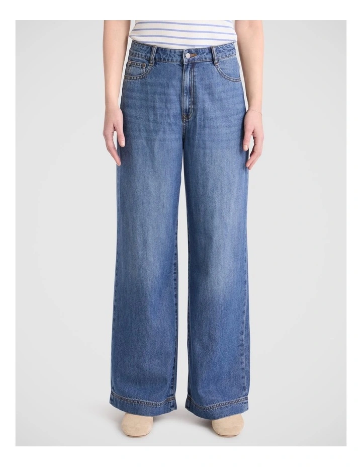Kinsley Relaxed Wide Leg Jean in Mid Wash image 2