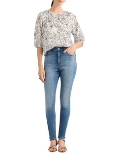 Casey Skinny Leg Jean in Summer Wash
