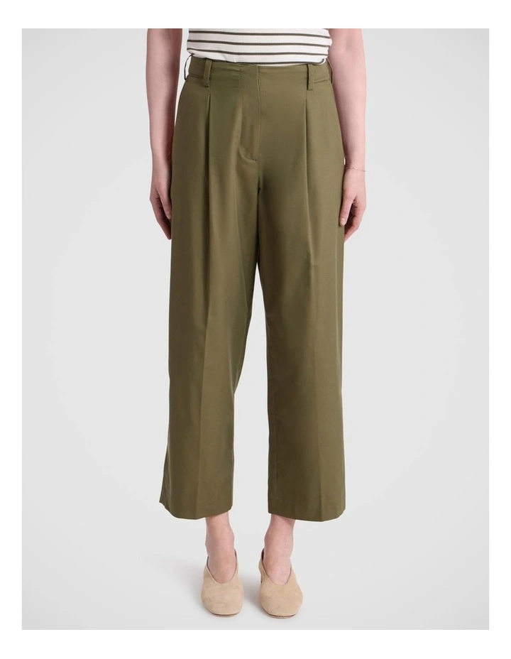 Clara Barrel Leg Pant in Fern image 2