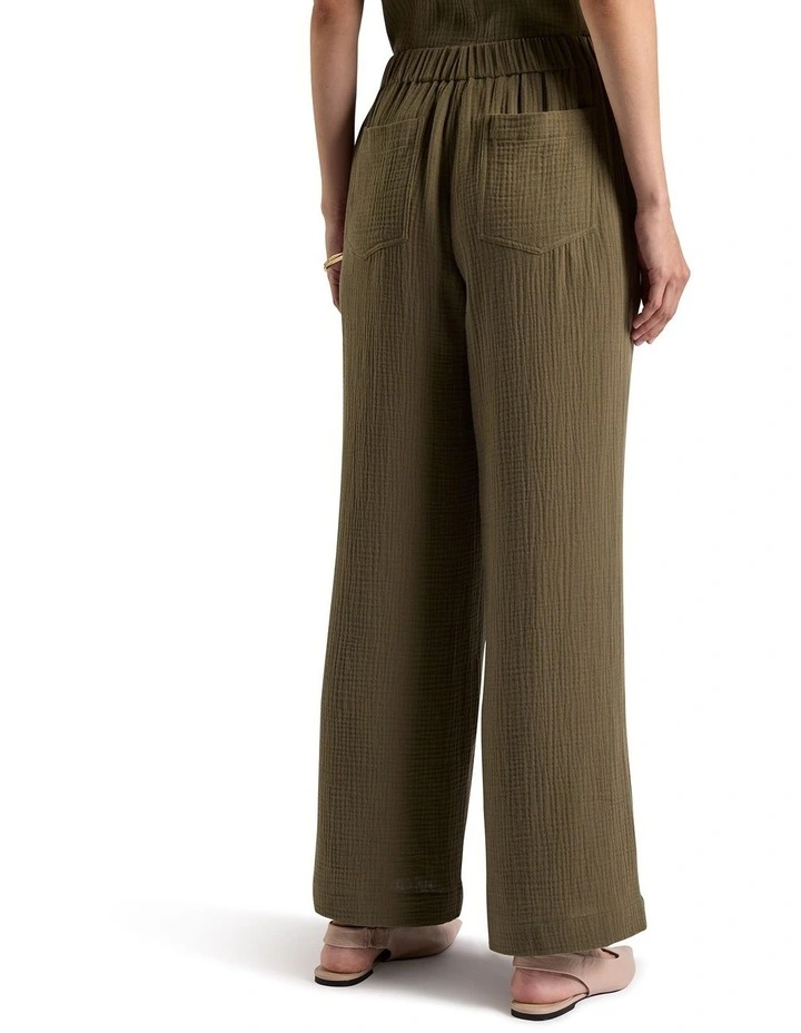 Maurine Cotton Crinkle Pant in Moss image 4