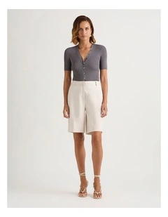 Darcey Linen Blend Short in Neutral
