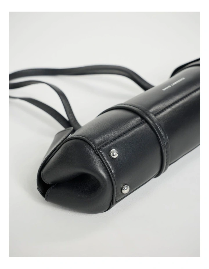 Serena Leather Shoulder Bag in Black image 3