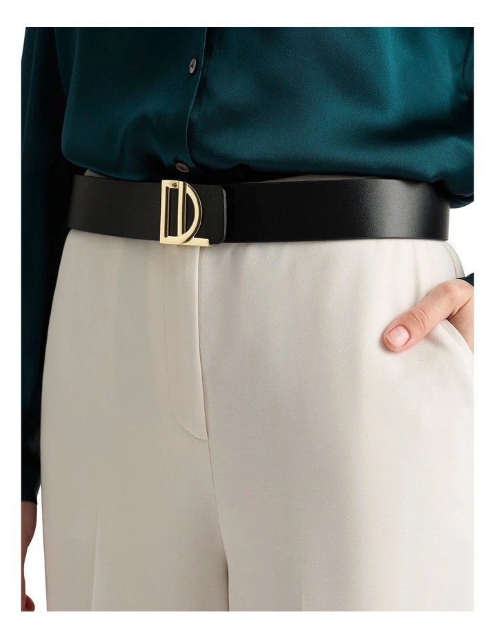 Logo Leather Belt in Black/Gold image 3