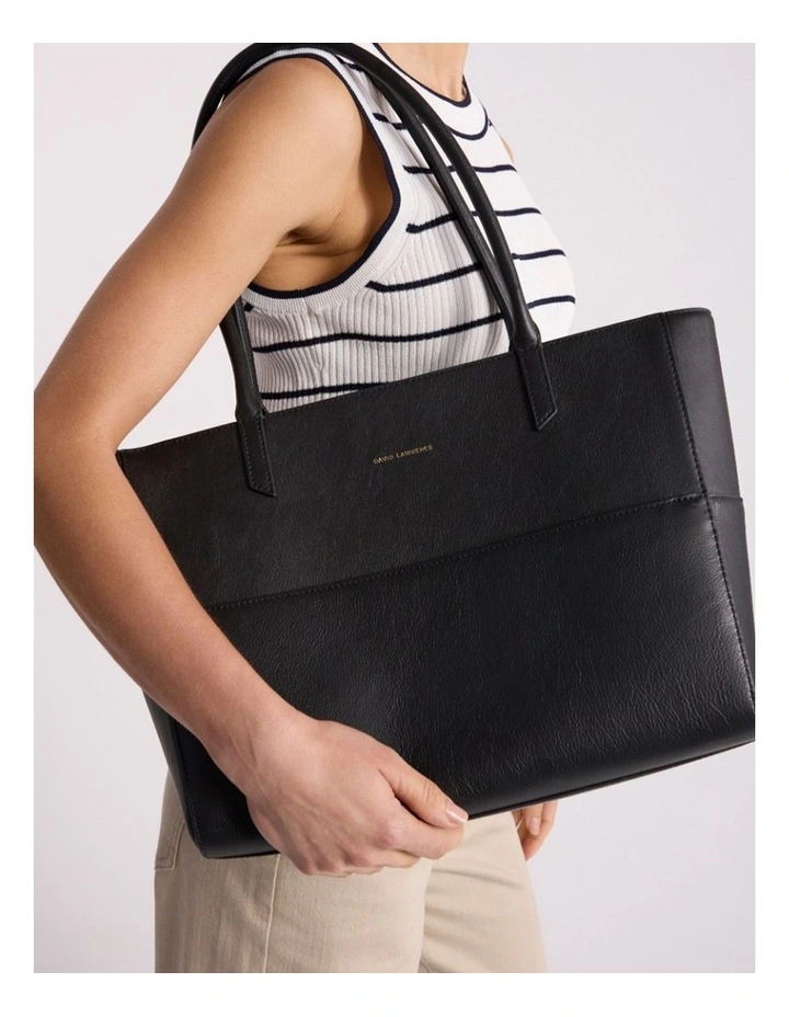 Hansel Leather Tote Bag in Black image 3