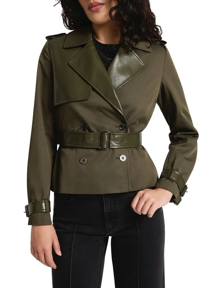Jones Short Trench Jacket in Borneo Green image 4