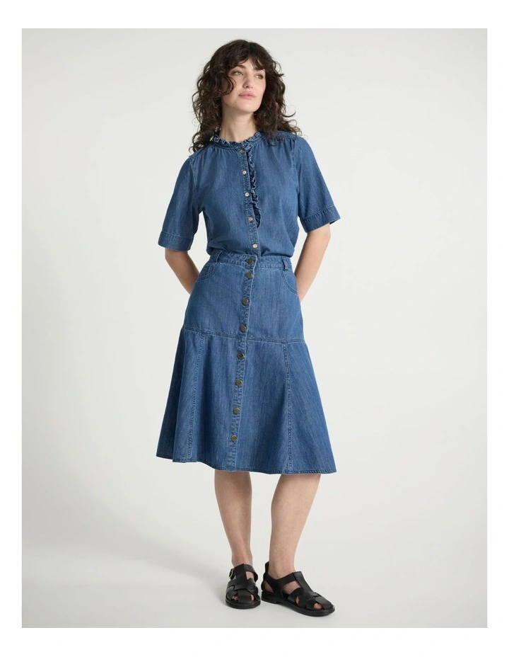 It's You Chambray Top in Mid Wash image 2