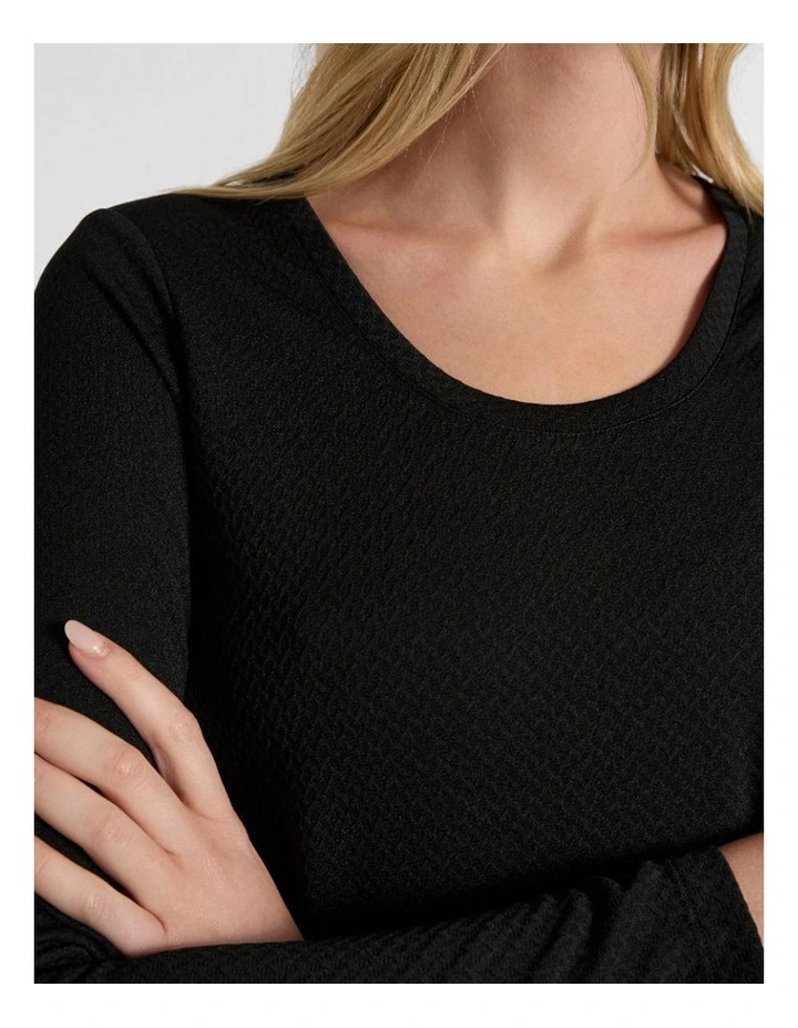 Chloe Textured Top in Black image 4
