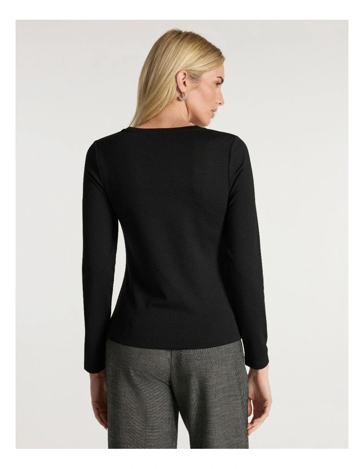 Chloe Textured Top in Black image 4