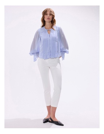 Pearl Blue colour