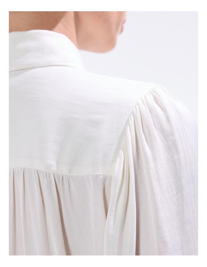 Karu Shirt in Ivory image 3