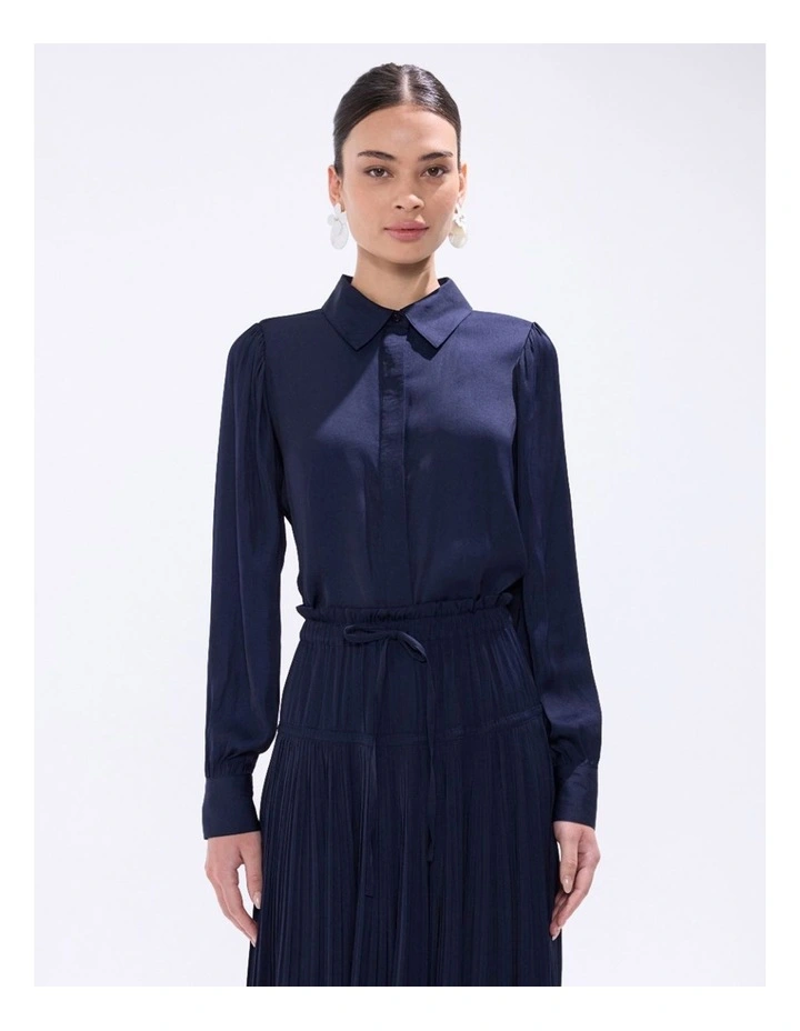 Karu Shirt in Moonlit Navy image 2