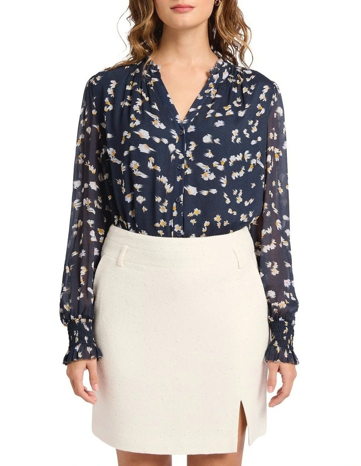 Just One Daisy Blouse in Navy Multi image 3