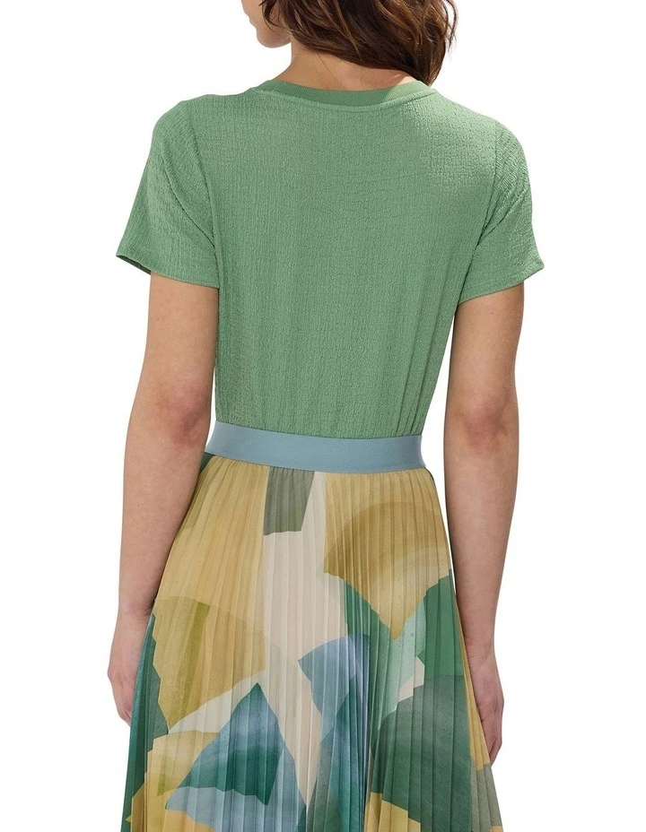 Mina Textured Tee in Cactus Green image 4