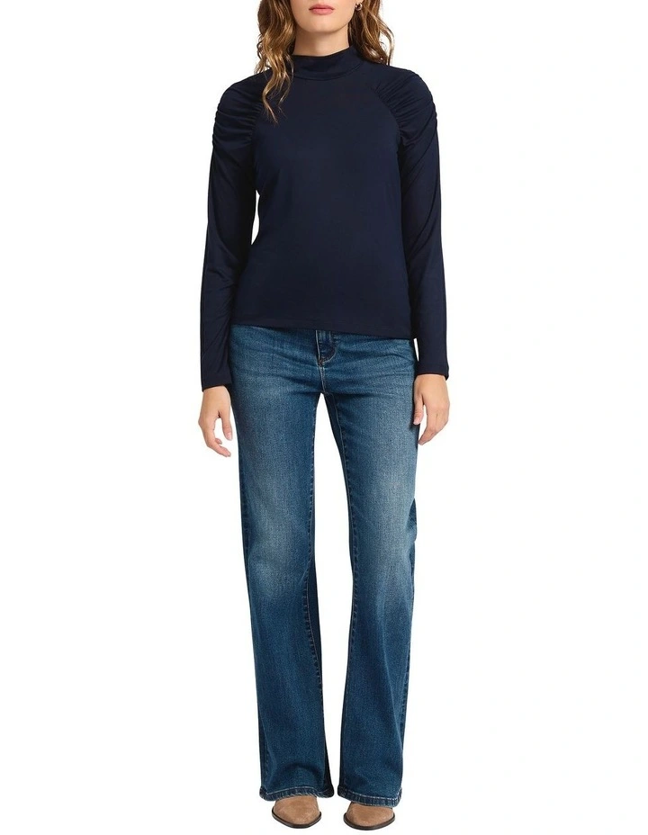 Outro Raglan Top in Navy image 3