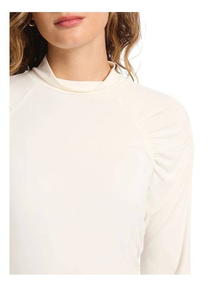 Outro Raglan Top in White image 3