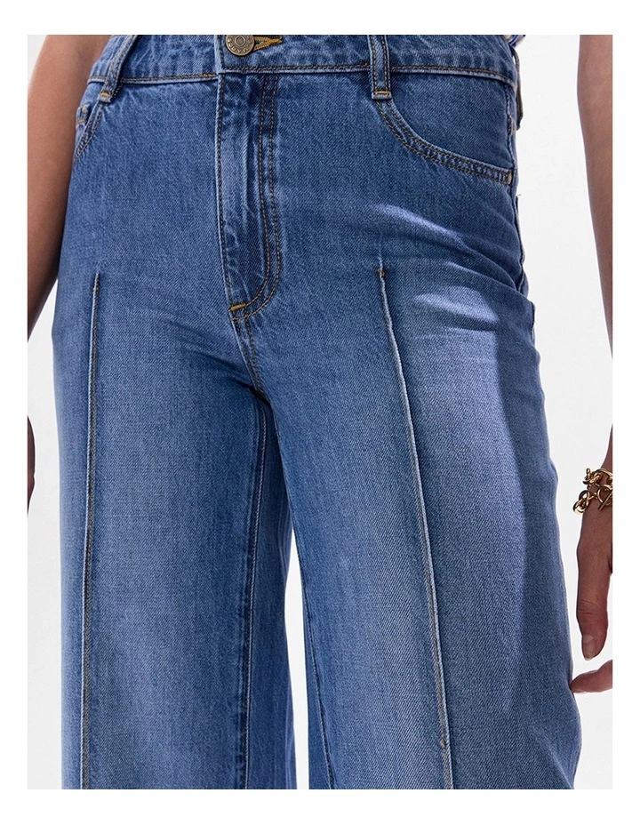 Flora Low Rise Wide Leg Jean in Sicily Blue image 4