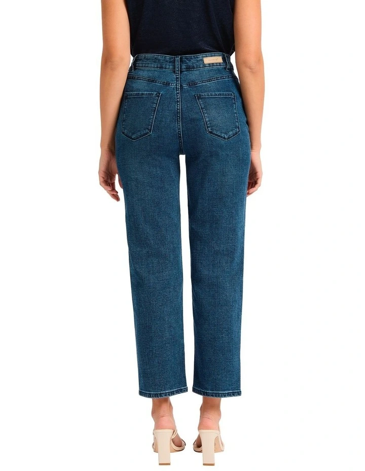 Girlfriend Straight Leg Jean in Siena Blue image 4
