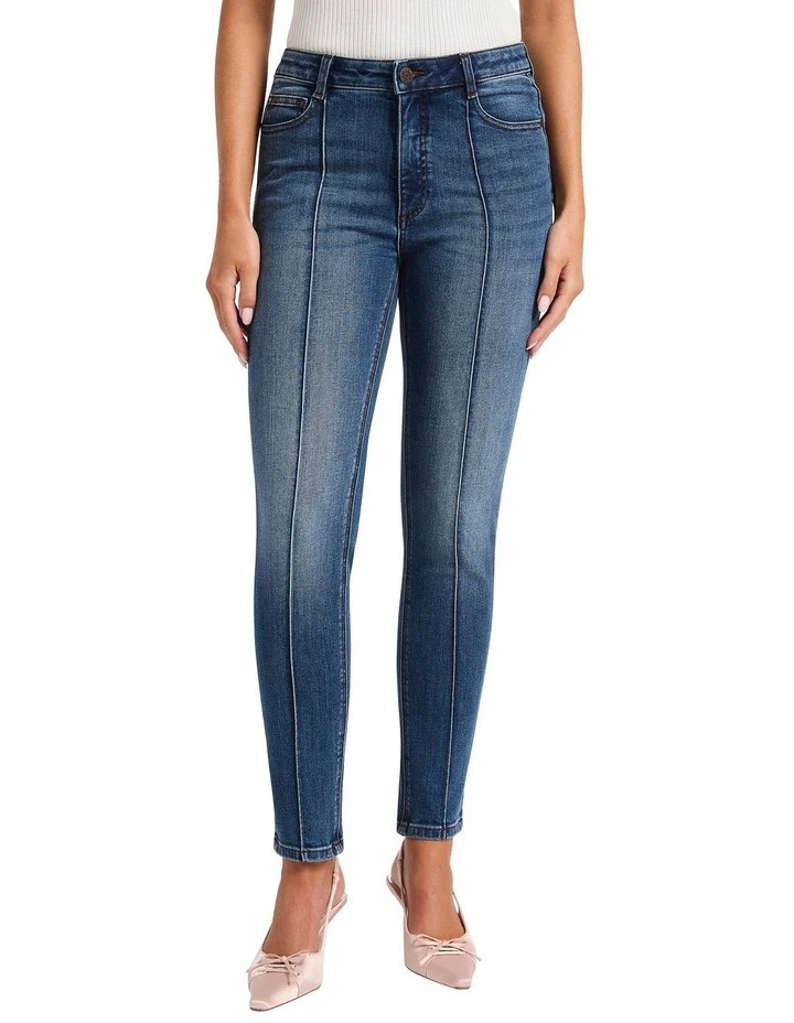 Darlo Low Rise Skinny Jean in Alaskan Blue image 2