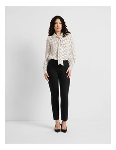 Phoebe Straight Leg Pant in Black