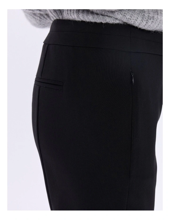 Tamara 7/8Th Pant in Black image 3