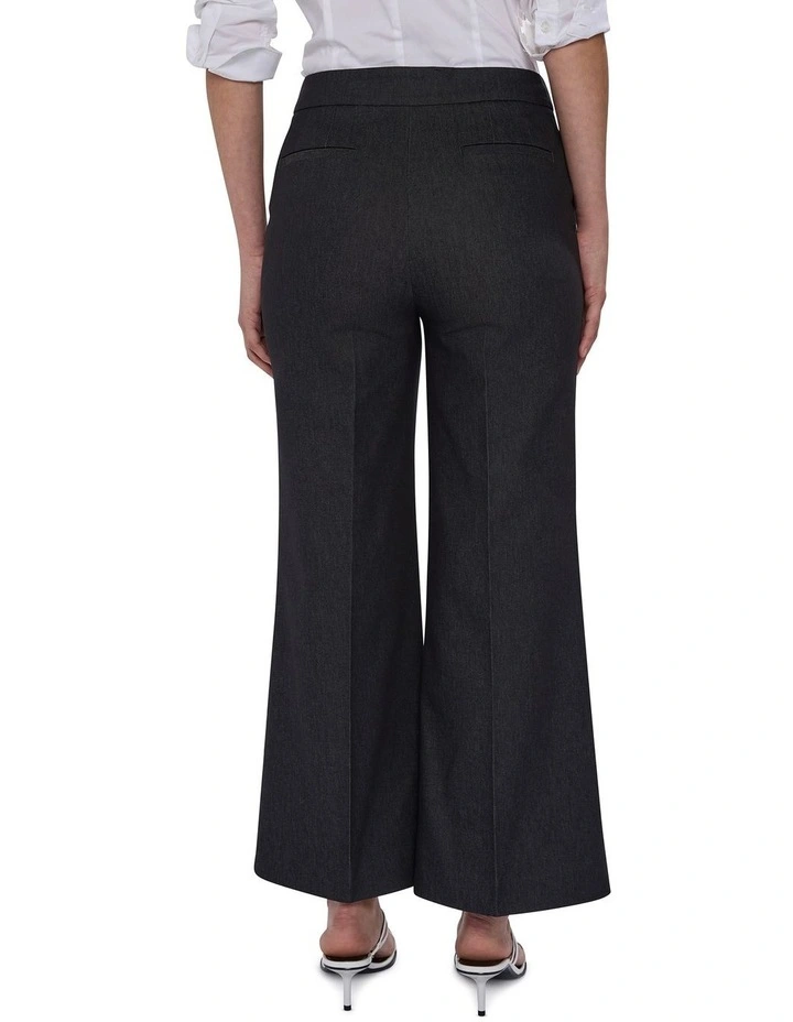 Tate Smart Denim Crop Pant In Washed Black image 4