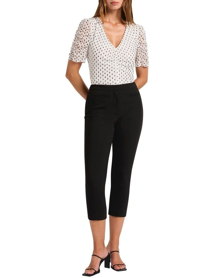 Don't Cha Capri Pant in Black image 1