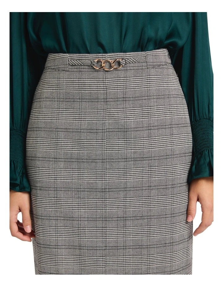 Love Maze Pencil Midi Skirt in Black/White image 4