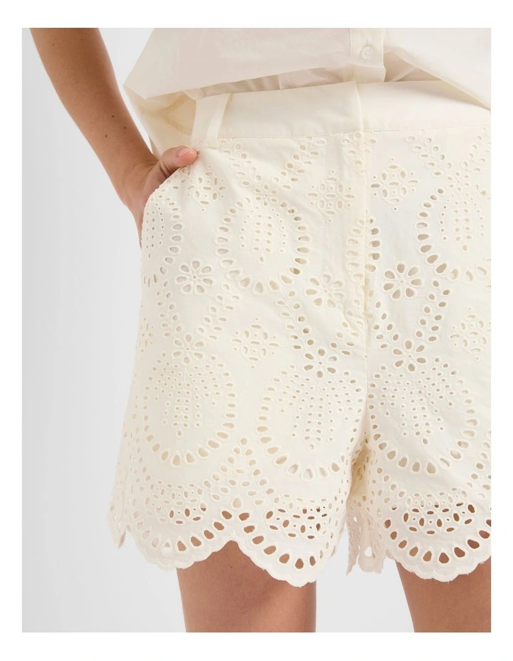 Te Amo Lace Short in Ivory image 4