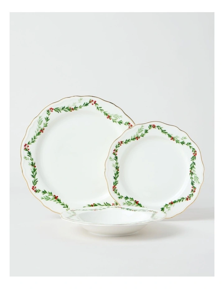 Christmas Holly Berry 12pc Dinner Set image 1