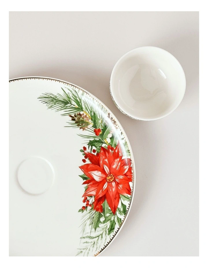 Heirloom Poinsettia Chip & Dip in Red image 3