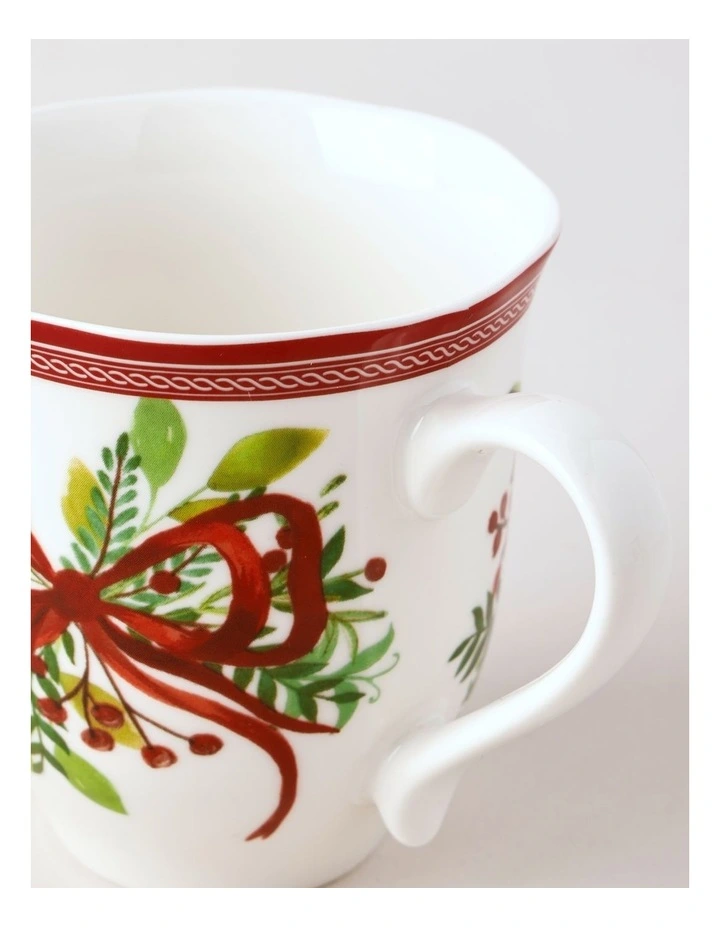 Traditional Christmas Mug Set of 2 in Multi image 3