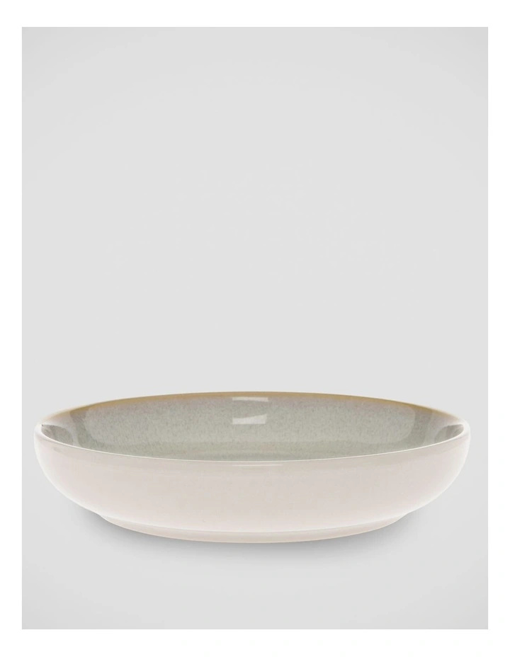 Esperance Shallow Bowl 20.4cm in Cream image 1