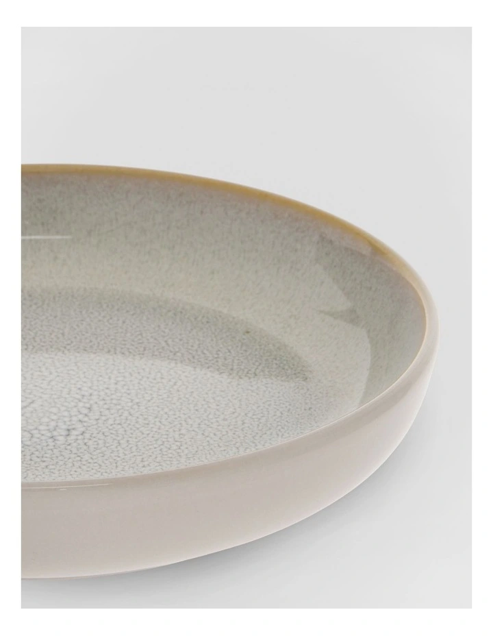 Esperance Shallow Bowl 20.4cm in Cream image 3