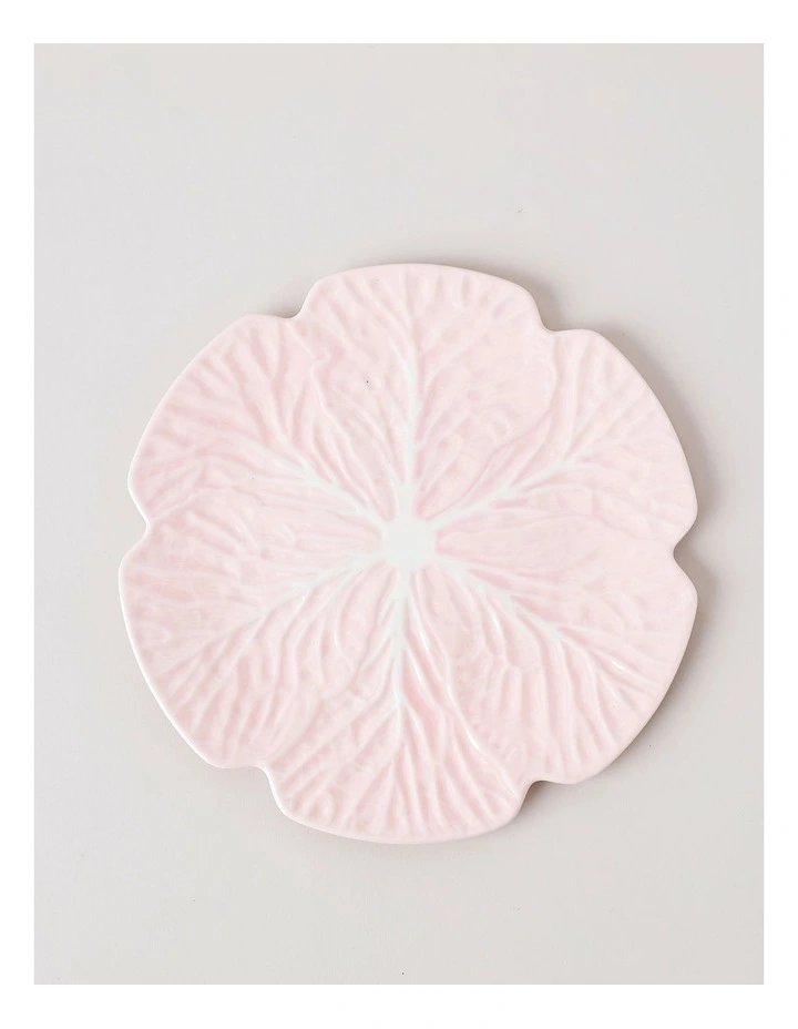 Cabbage Round Charger in Pink image 1