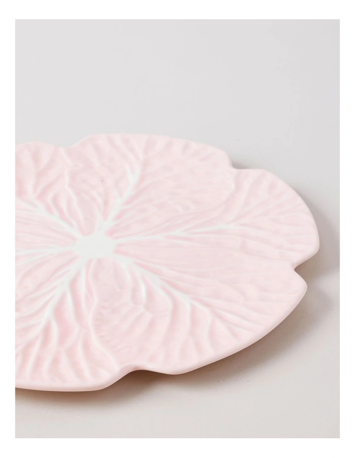 Cabbage Round Charger in Pink image 3