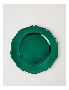 Scalloped Charger Plate Set of 4 in Green