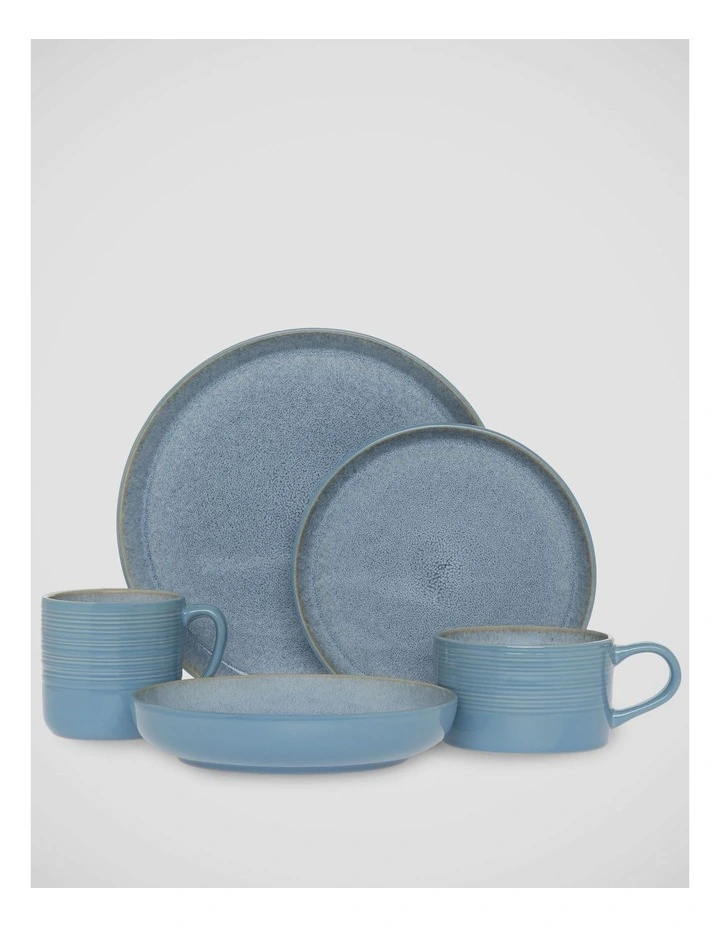Esperance Dinner Plate 27.5cm in Pale Blue image 4