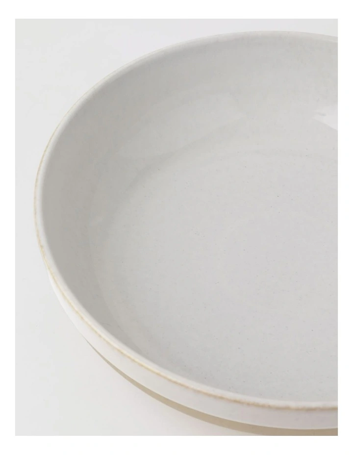 Esperance Wiped Edge Shallow Bowl Large in White/Sand image 3