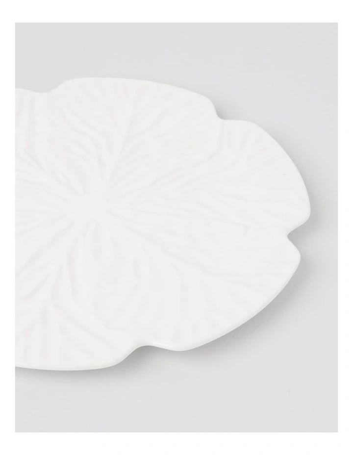 Cabbage Charger Plate in White image 3