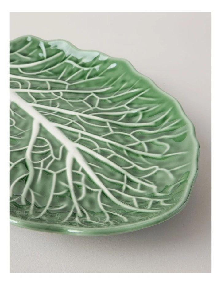 Cabbage Leaf Serving Platter 39cm in Green image 3