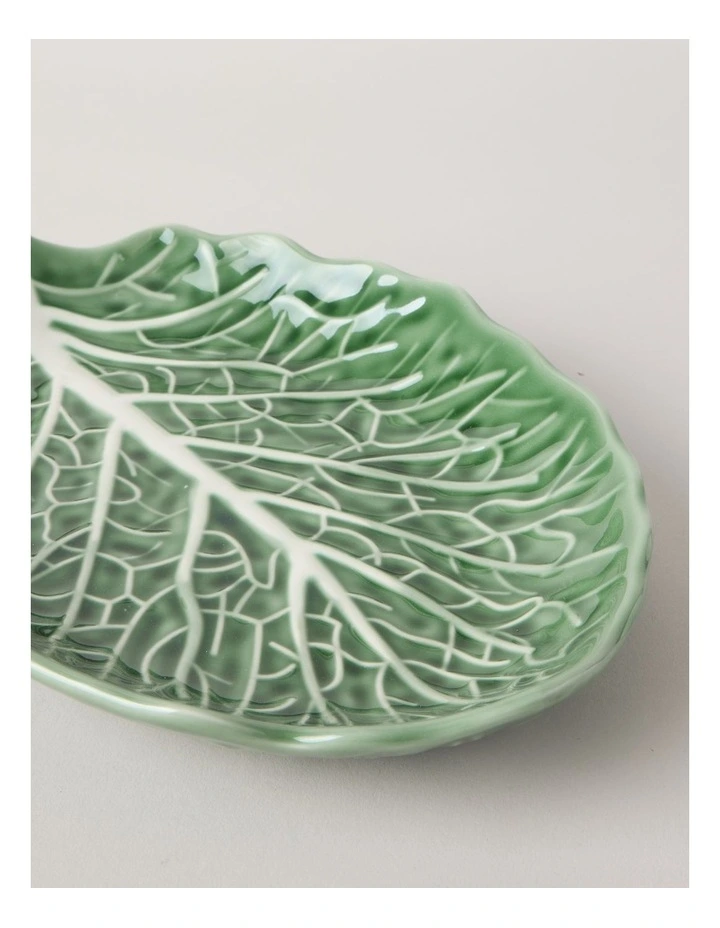 Cabbage Leaf Serving Platter 28.3cm in Green image 2