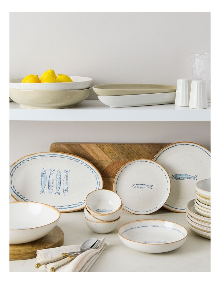 Pisces Oval Platter in White image 2