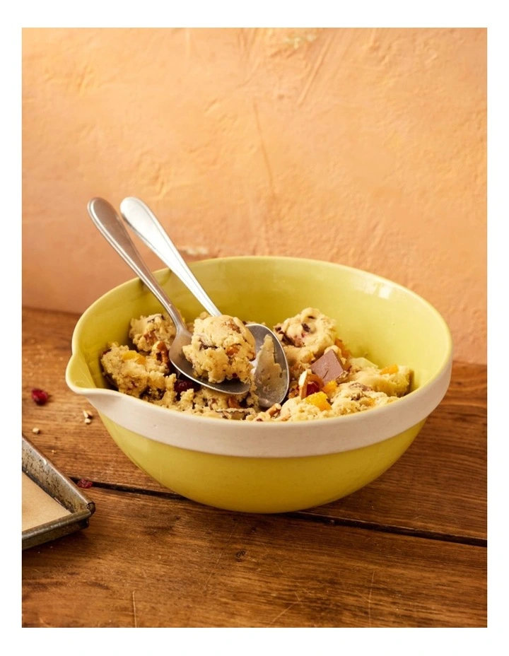 Big Love Everyday Mixing Bowl 22cm in Yellow image 3