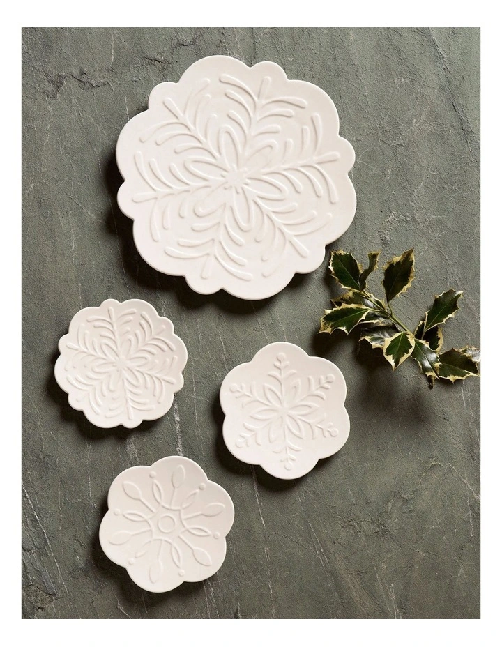 Christmas Snowflake Frost Plate 15cm in White image 2