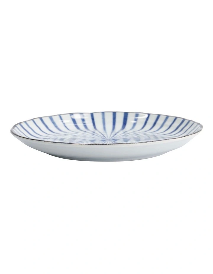 Natsu Tokusa Plate 25cm in Blue image 4