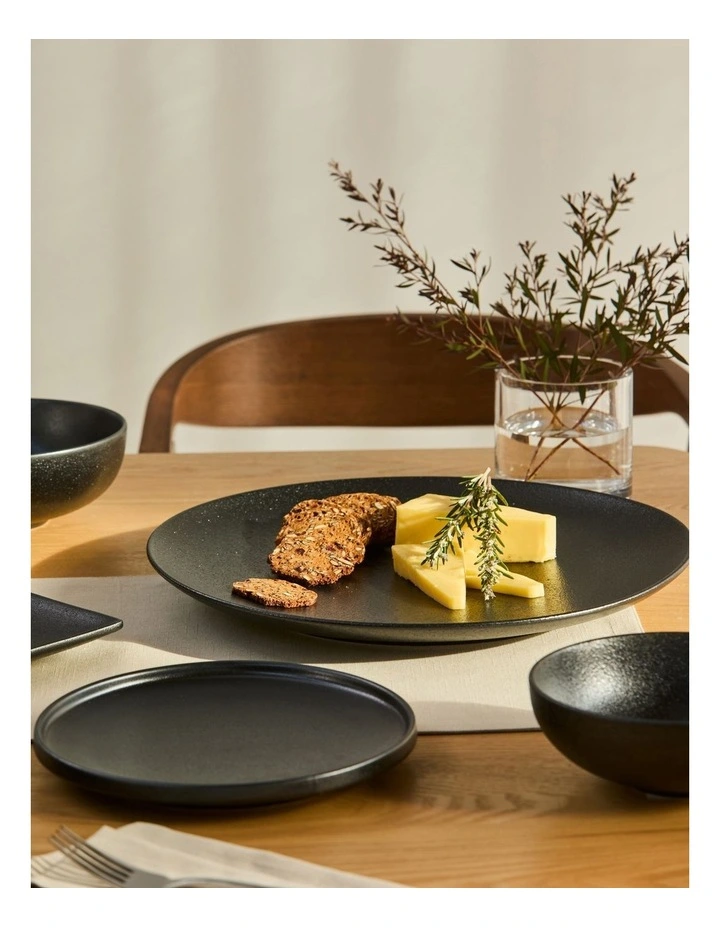 Caviar High Rim Plate 21cm in Black image 2