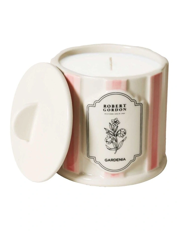 Heritage Candle With Gardenia Scent 9cm x 11cm image 1