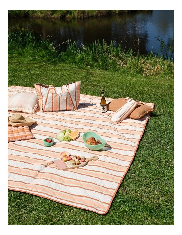 Sundaze Picnic Rug In Nectar image 6