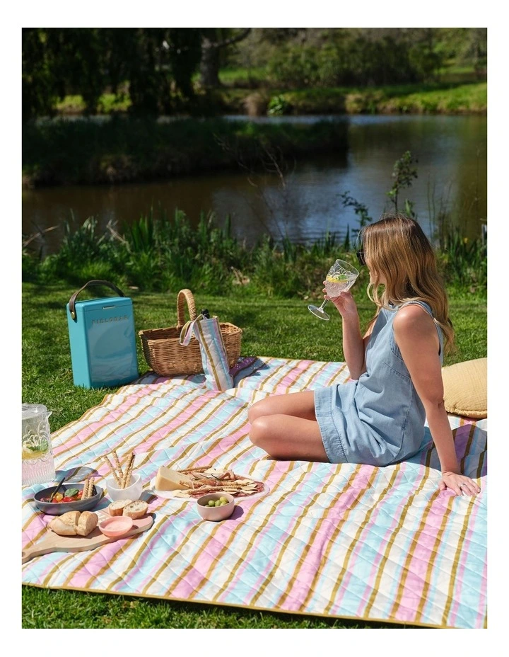 Sundaze Wine Bag in Clearwater image 3