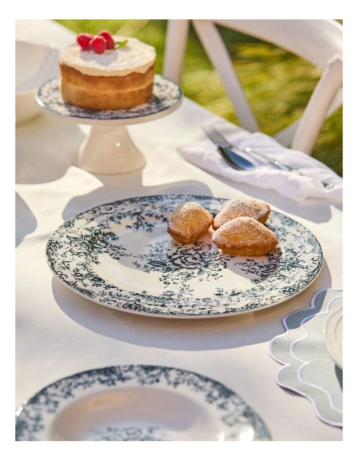 Rosetta Round Platter 33cm Gift Boxed in Antique Blue image 3
